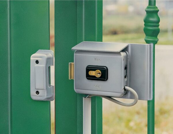 Serrure électrique extérieure sécurisée