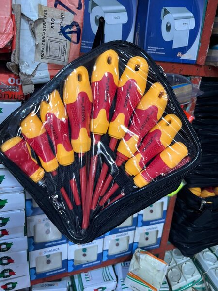 Set de tournevis isolés