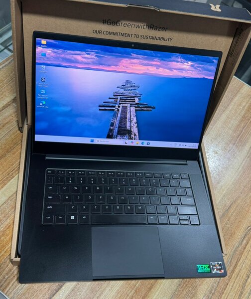 Razer Laptop Gaming 15”