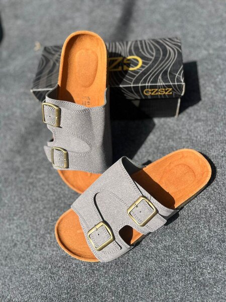 Sandale, noire (disponible en couleur noire, marron, grise)