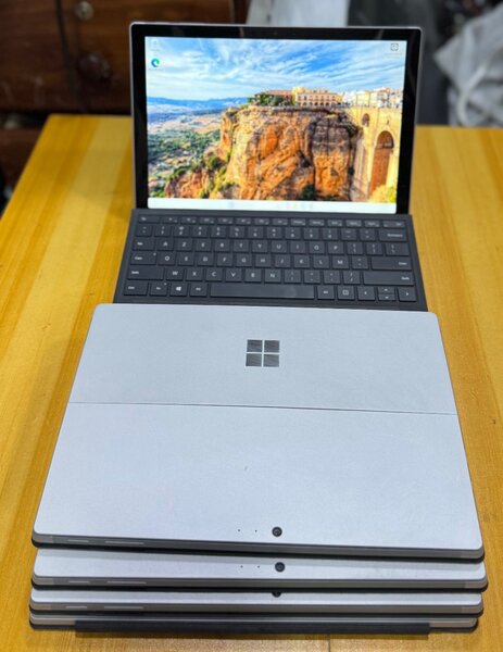 surface pro 6 core i5 8th