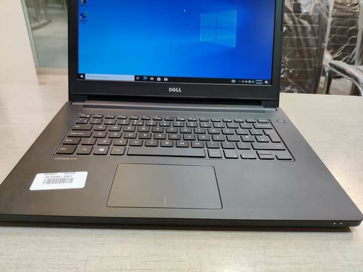 Dell latitude 3470 Intel i5 2.4ghz 7th generation 256 SSD  8