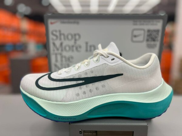 Zara, Primark, NEXT,