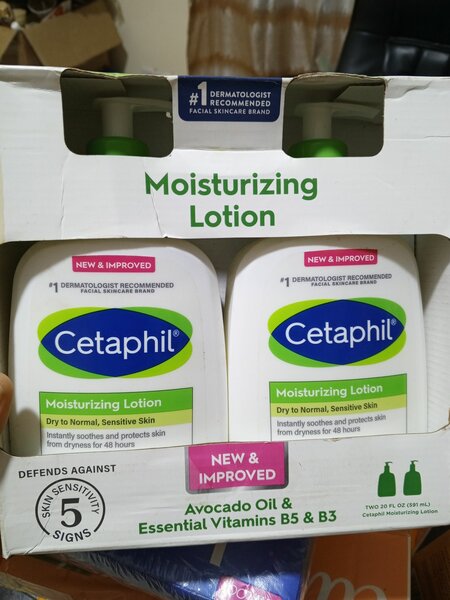 Double Pack CETAPHIL MOISTURIZING LOTION 591ml