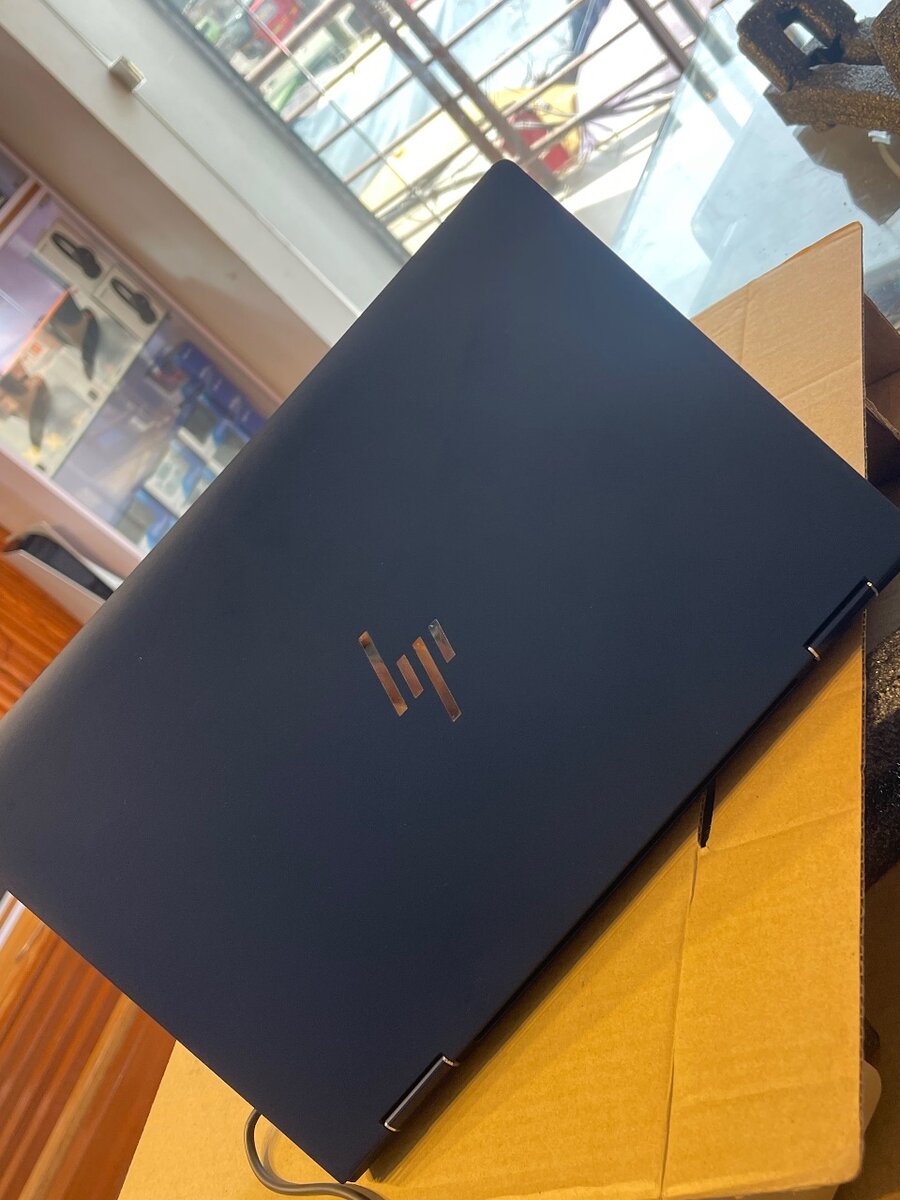 Hp Dragonfly 360 laptop