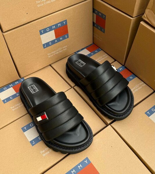 Claquettes Tommy Jeans Noires