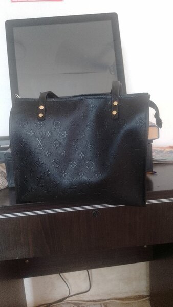 Tot bag and ladies hand bag