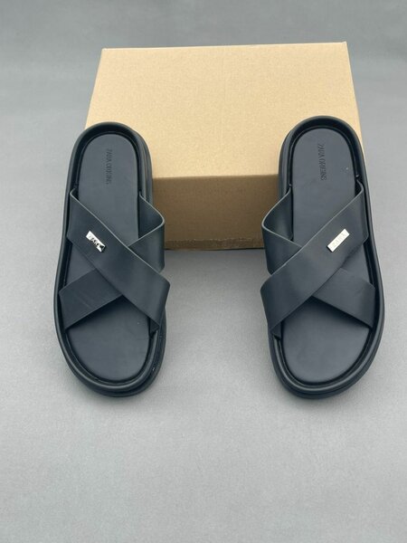 Sandales croisées noires homme