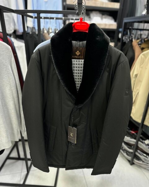 Классическая зимняя куртка 