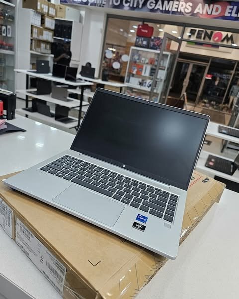 HP PROBOOK 440