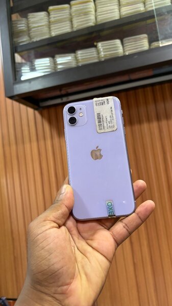 iPhone 11simple  Casi neuf