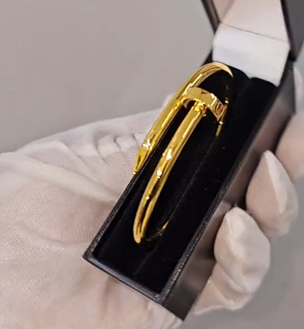 PURE STEEL FEMALE BRACELETS