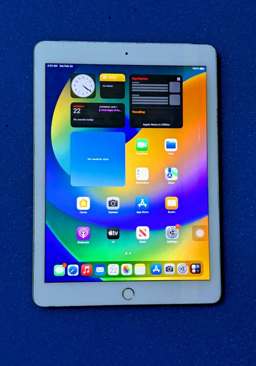 Apple iPad 5th Gen WiFi +SIM Version