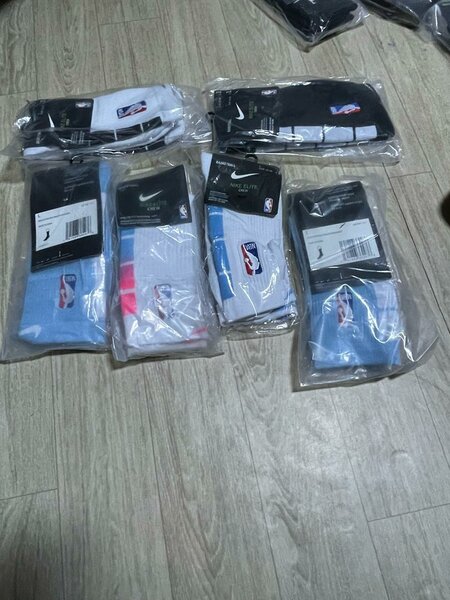 Chaussures elites ,nba,jordan