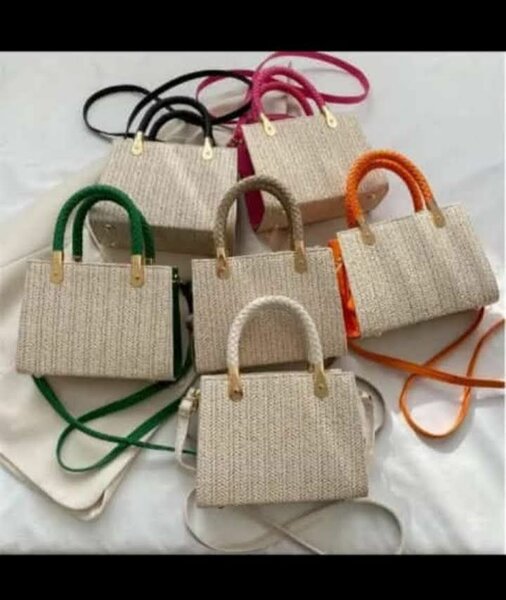 Sacs en paille élégants