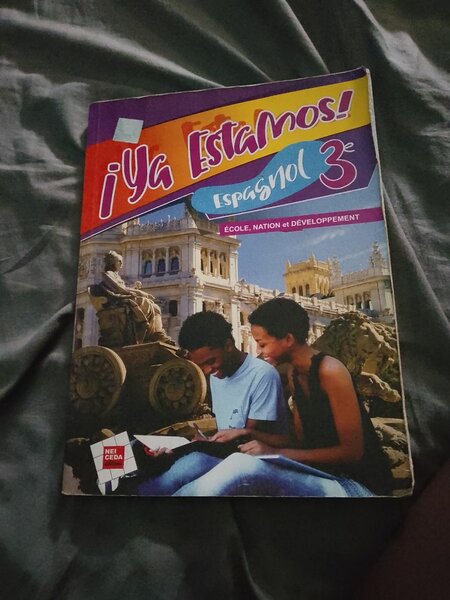 Livre scolaire espagnol 3e