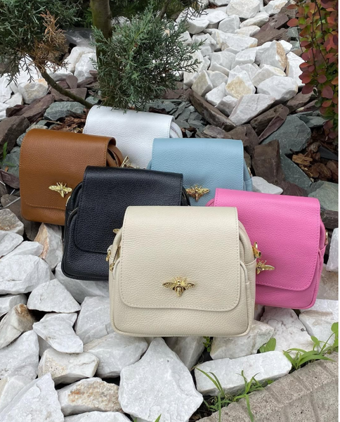 Сумочка-пчёлка из зернистой кожи🇮🇹