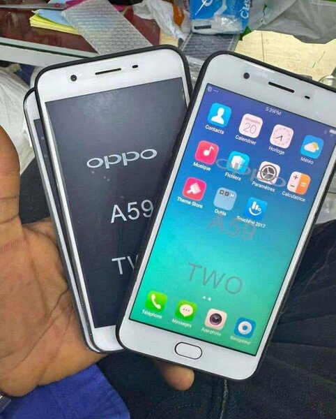 Smartphone Oppo A57/A59