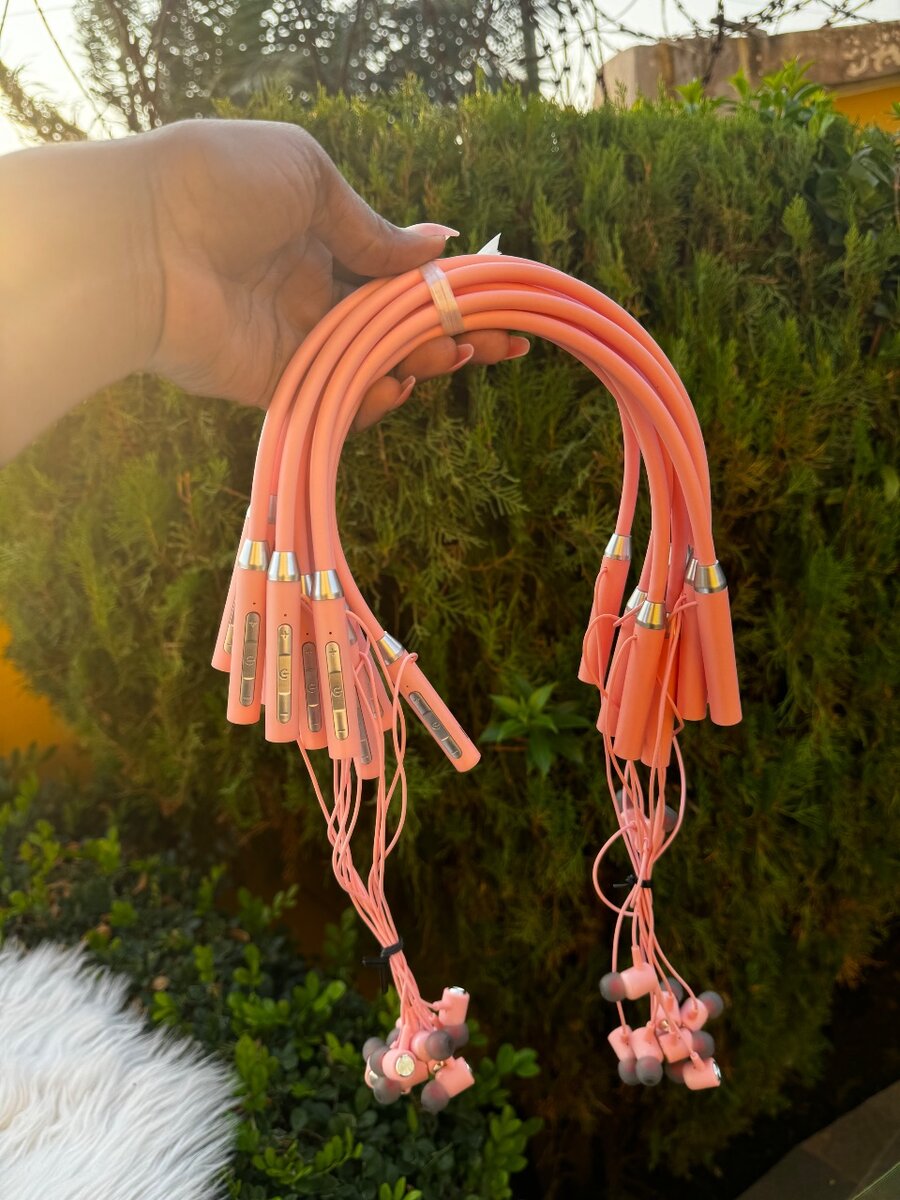 Ultra long battery life wireless earplugs