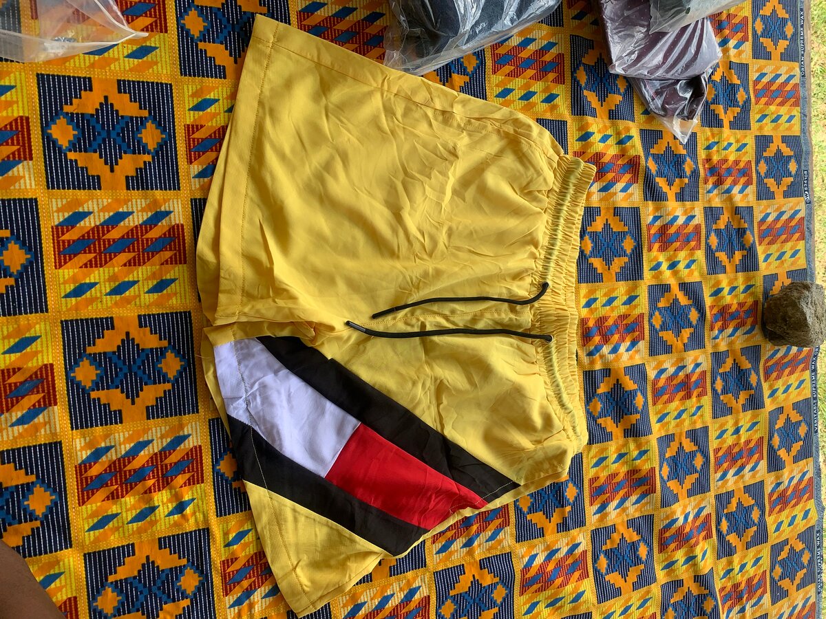 Shorts colorés pour hommes