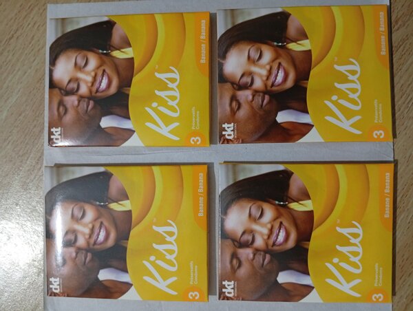 12 Préservatifs Kiss banane