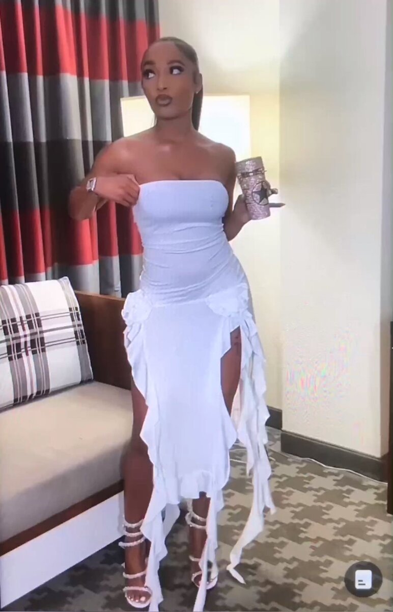 Robe élégante longue pour femmes