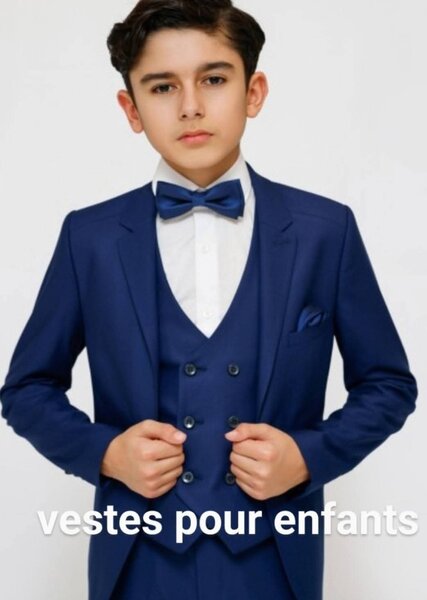 Costume élégant pour garçons