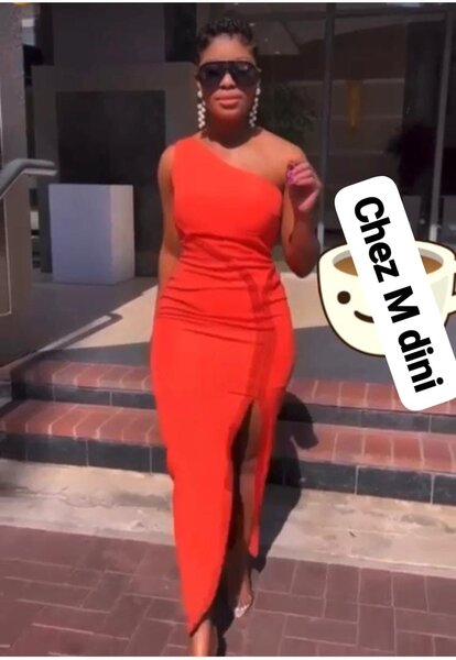 Robe asymétrique élégante