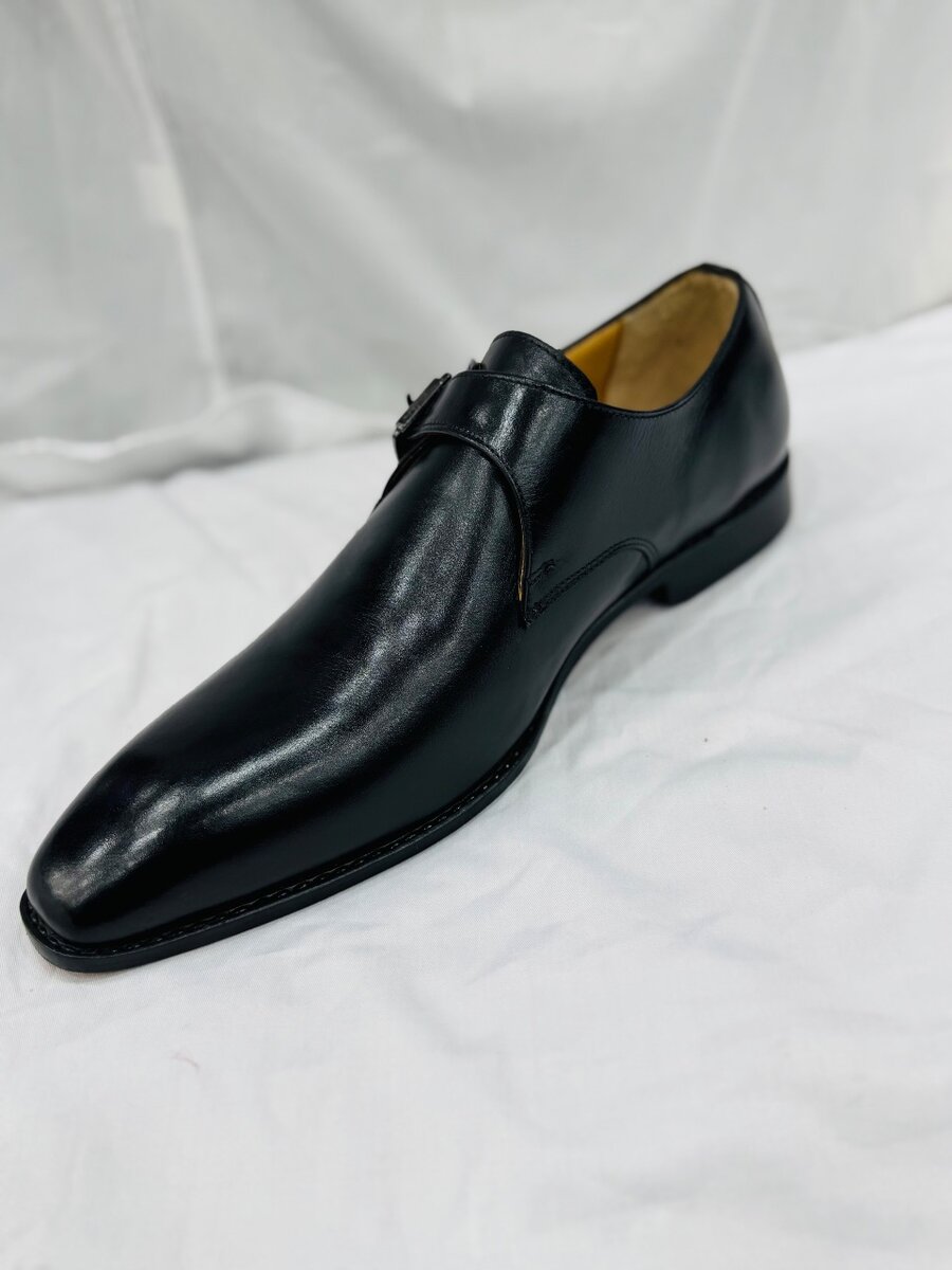Chaussures Richelieu en cuir noir