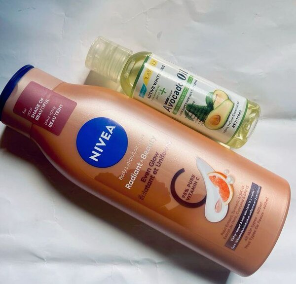 Lait corporel et huile