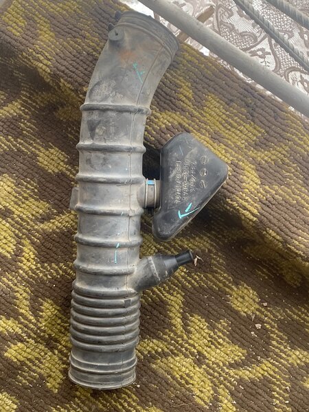 Тайота краун 200