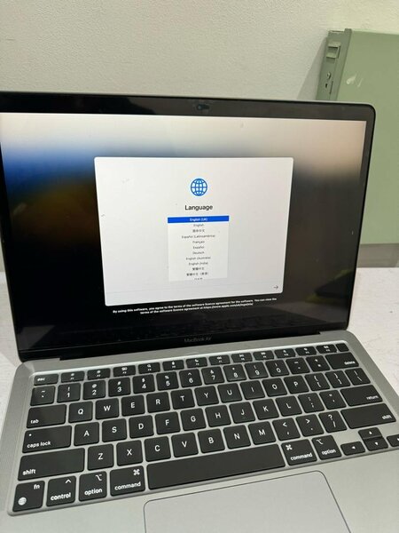 Apple MacBook Air M1