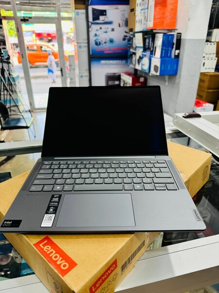 Ordinateur Portable Lenovo