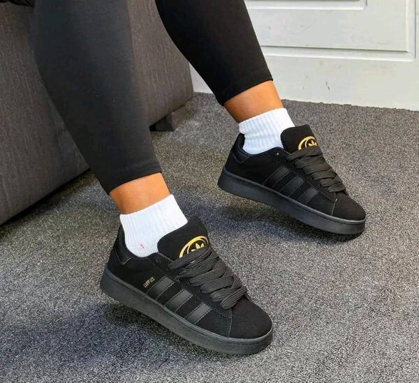 Baskets noires élégantes