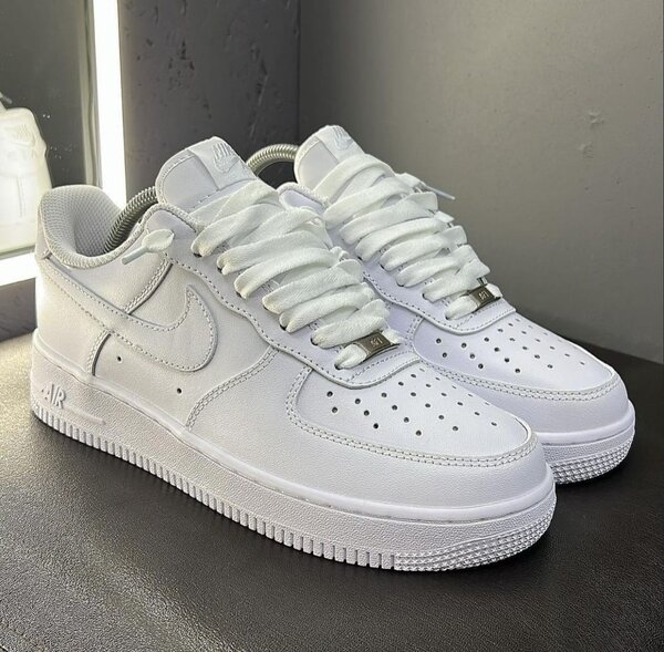 Air force blanche & noire