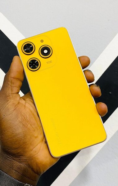 Smartphone jaune élégant