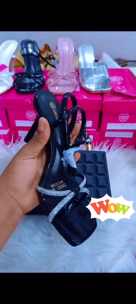 Complet sacs et talons