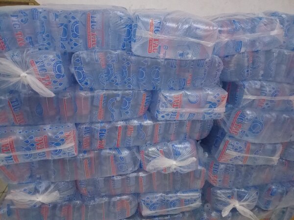 Eau sachet transparent