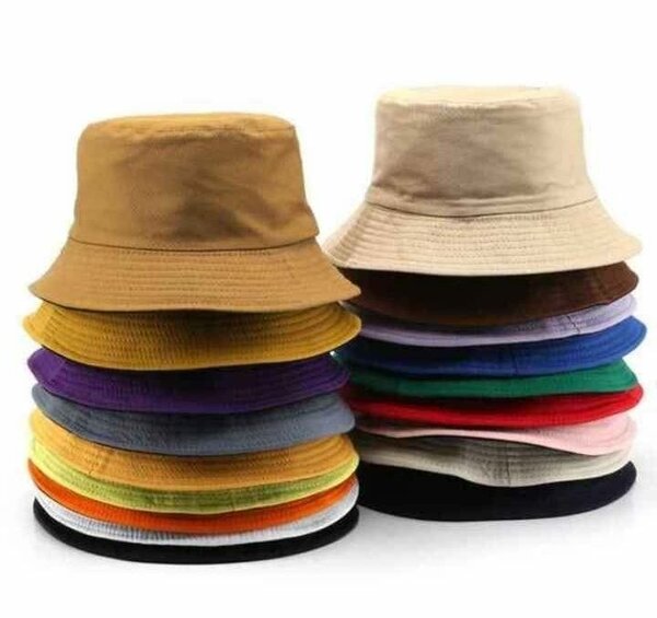 Chapeaux bob colorés
