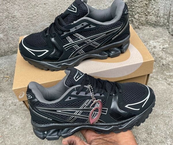 Chaussures de Course Noires Homme