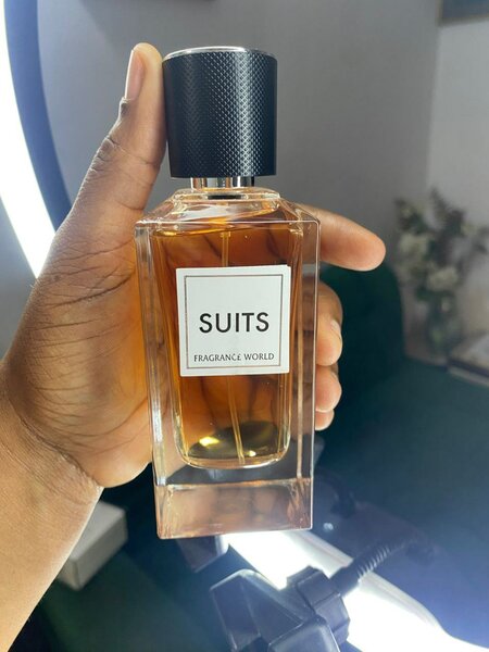 Parfum "Suits" pour Hommes