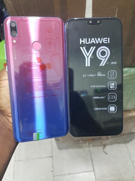 Huawei Y9 2019 Smartphone