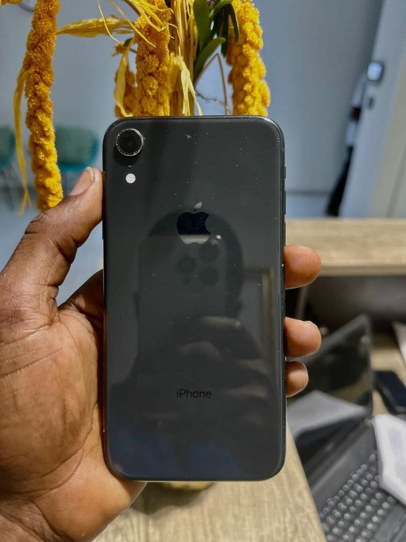 iPhone XR