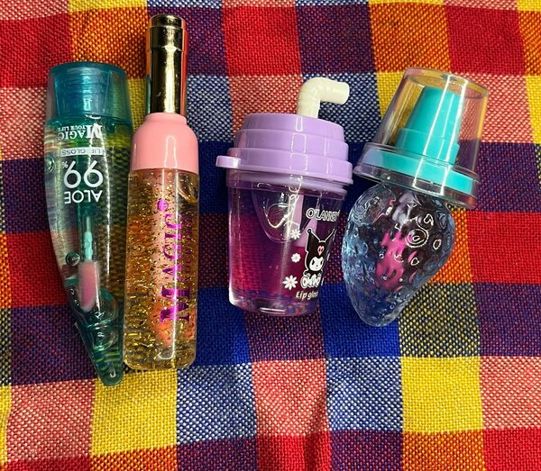 Lot de brillants à lèvres amusants