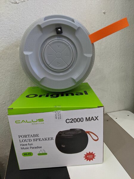 Calus B. Speaker C2000Max