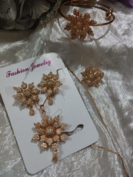 Fancy China Jewellery Combo Set Lockit Necklace Earrings Rin