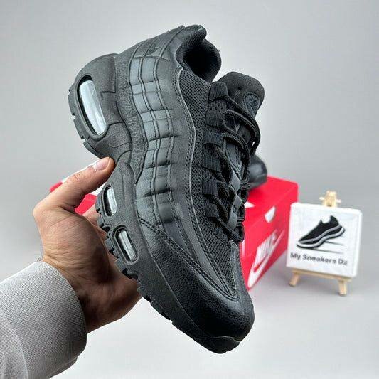 Baskets noires Air 95 Nike