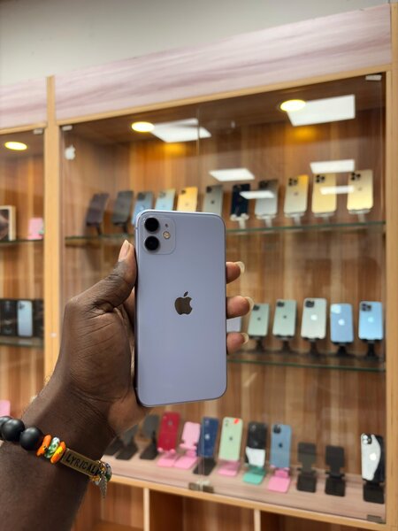 iPhone 11 128GB
