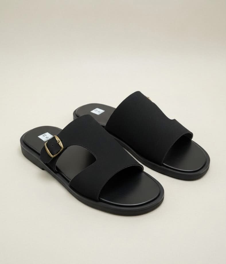 Sandales en cuir noir