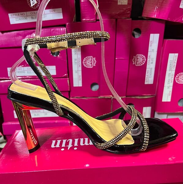 Talon dame de qualité